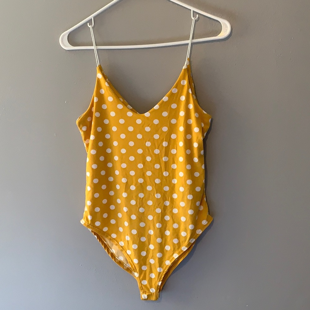 Gaze women's polka dot thin spaghetti strap bodysuit